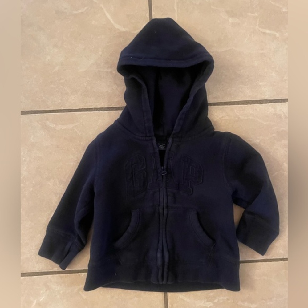 10/$20🔥Baby Gap Sweatshirt‎